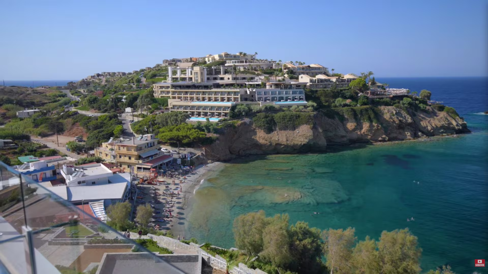 Agia Pelagia cu ape linistite si atmosfera relaxanta