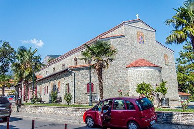 Biserica Agios Nikolaos, Litochoro, Grecia
