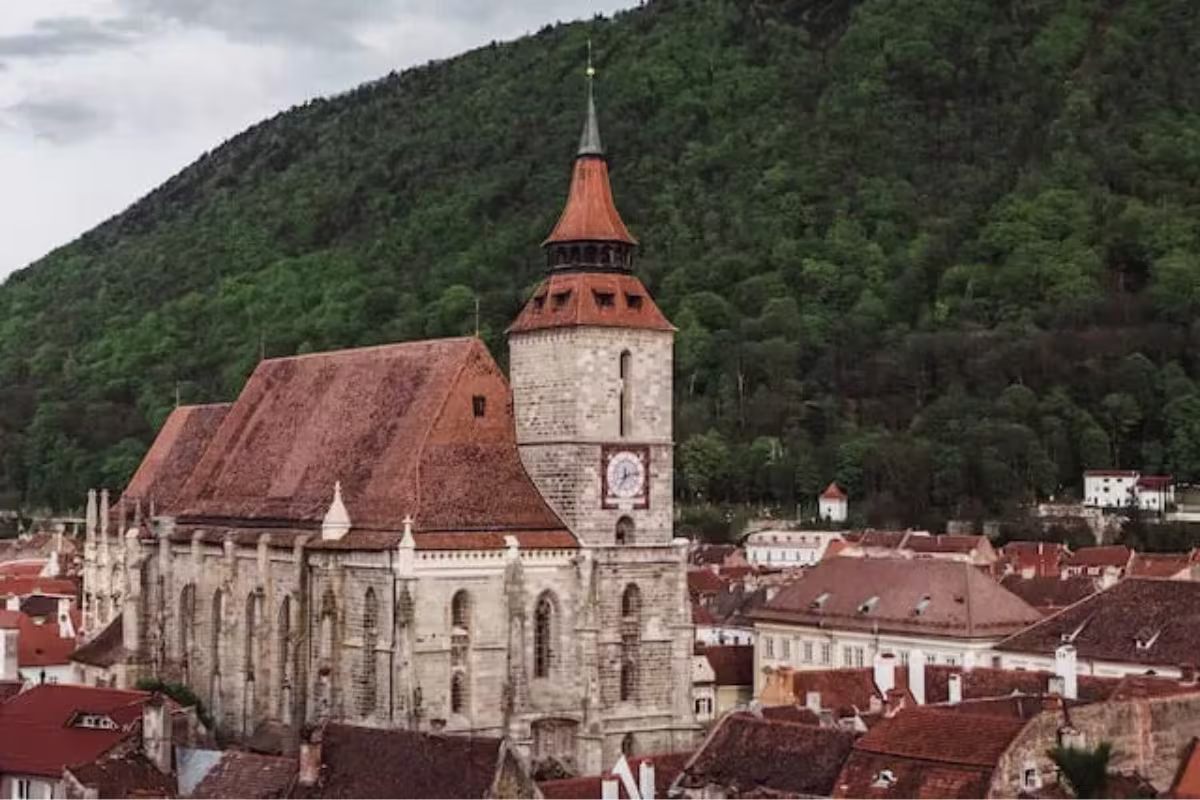 biserica neagra brasov o bijuterie arhitecturala biserica neagra brasov o bijuterie arhitecturala