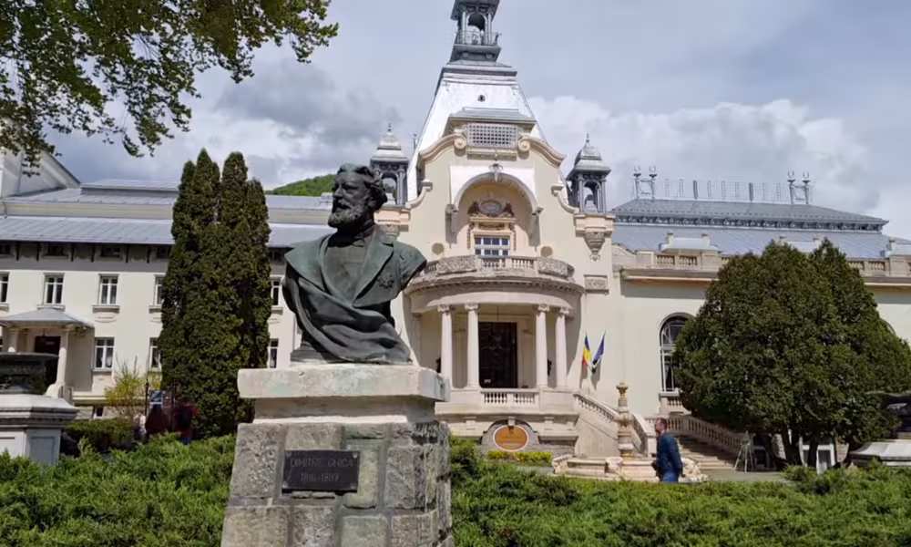 bustul lui Dimitrie Ghica bustul lui Dimitrie Ghica aflat in parcul Dimitrie Ghica