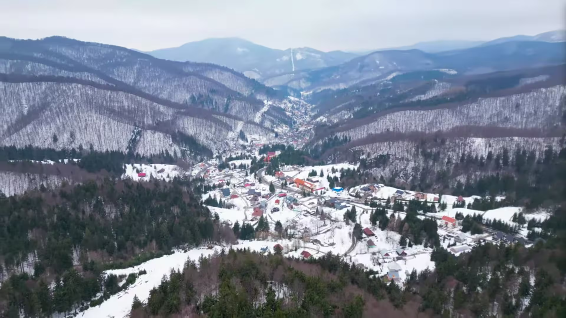 peisaj de vis cavnic maramures
