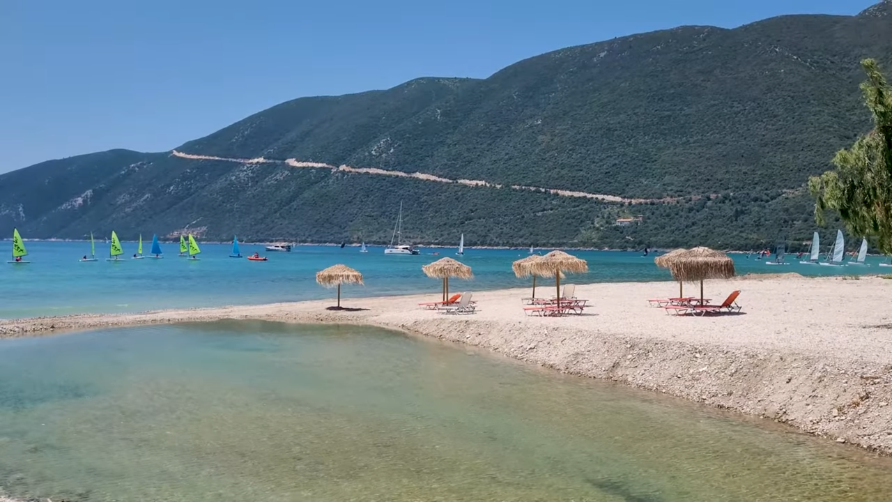 plaja vasiliki